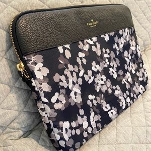 **Floral kate spade laptop sleeve**
